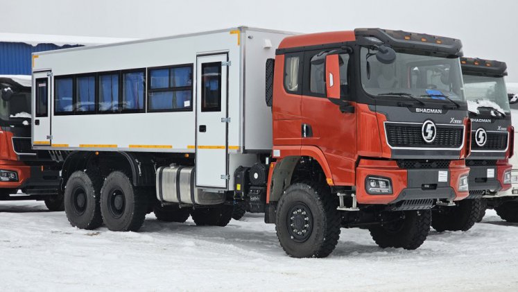 Вахтовый автобус Shacman X3000, 28 мест 0