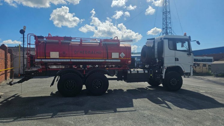 Автотопливозаправщик АТЗ-12/2 Shacman X3000 6х6 (односкатная ошиновка) 5
