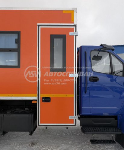 Фото: Вахтовый автобус Урал NEXT 4320-6952-72 (Е5) , 28 мест