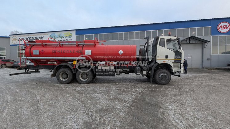 Фото: Автотопливозаправщик АТЗ-18 FAW 6x4 