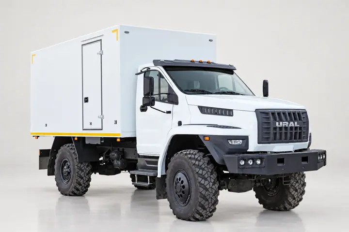 Изотермический фургон на шасси Урал NEXT 43206-6151-71