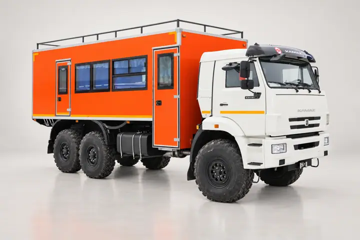 Вахтовый автобус Камаз 43118-3012-48, 20 мест с грузовым отсеком