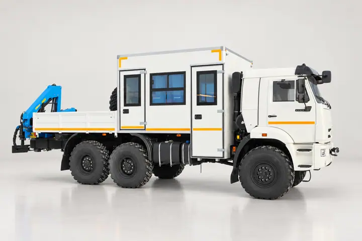 Вахтовый автобус с бортовой платформой и КМУ ИМ-55. КАМАЗ 43118-3027-50, 8 мест