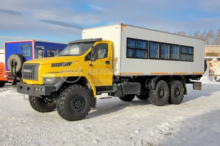Вахтовый автобус Урал NEXT 4320-6952-72, 24 места. Грузовой отсек фото 3