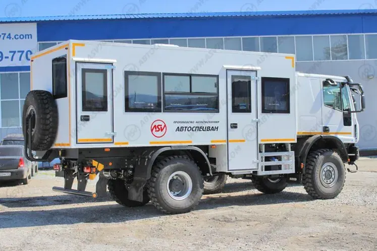 Вахтовый автобус Iveco Cargo MLL150E28WS со спальником, 22 места фото 5