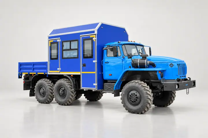 Вахтовый автобус с грузовой платформой Урал 4320-1112-61Е5, 8 мест