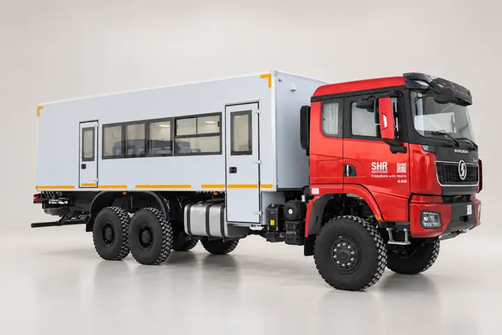 Вахтовый автобус Shacman X3000, 24 места с грузовым отсеком