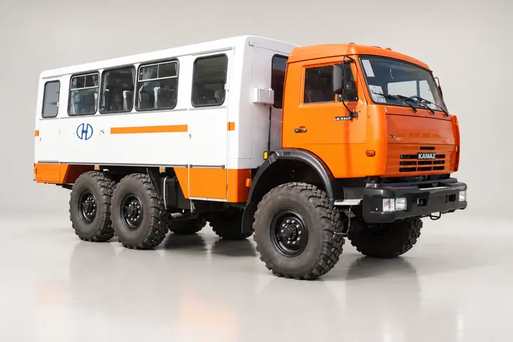 Вахтовый автобус НЕФАЗ-4208-011 КАМАЗ 5350-42 (Евро-5), 22 места