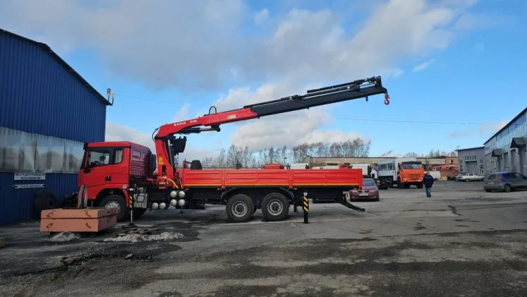 Бортовой автомобиль Shacman X3000 с КМУ Sunhunk 238-4 1