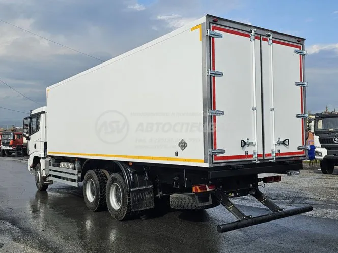 Изотермические фургоны Shacman X3000 6x4 4