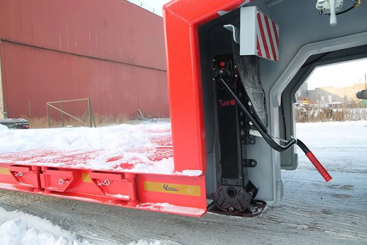 Низкорамный полуприцеп-тяжеловоз ЧМЗАП 9906.4 по спецификации 042 HP ПП4 3