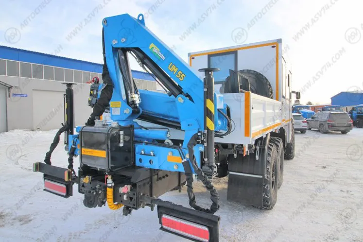 Вахтовый автобус с бортовой платформой и КМУ ИМ-55. КАМАЗ 43118-3027-50, 8 мест 4
