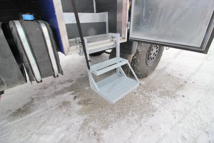 Агрегат для ремонта и обслуживания качалок АРОК КАМАЗ 43118-3027-50 с КМУ ИМ-95 6