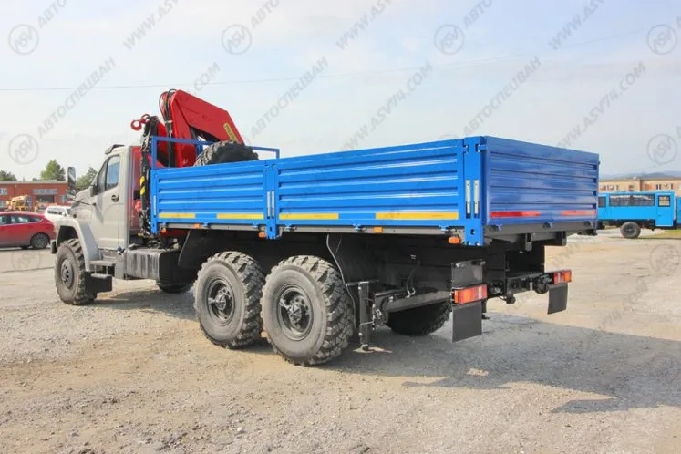 Бортовой автомобиль Урал 4320 NEXT (капотный) с КМУ ИМ-320 2