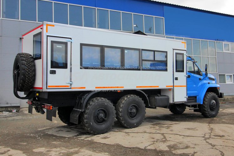 Вахтовый автобус Урал NEXT 4320-6952-72 (Е5) Г38, 24 места 1