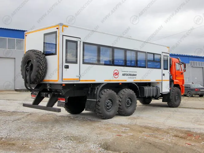 Вахтовый автобус КАМАЗ 43118-3027-50, 32 места 2