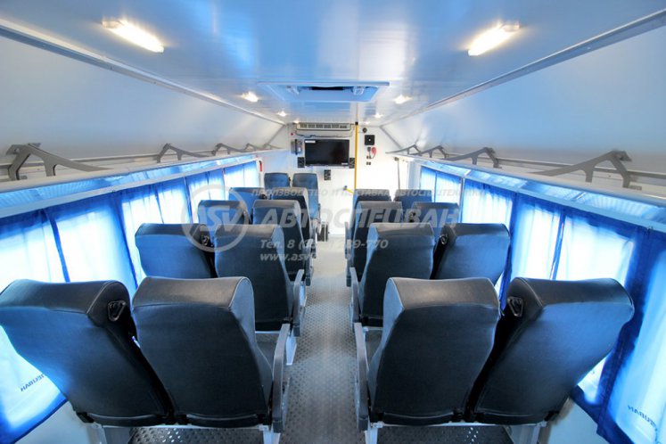 Вахтовый автобус Урал NEXT 4320-6952-72 (Е5) Г38, 24 места. Грузовой отсек 10