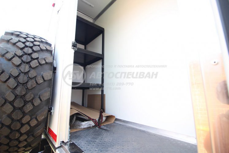 Вахтовый автобус Урал NEXT 4320-6952-72 (Е5) Г38, 24 места. Грузовой отсек 5