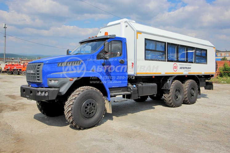 Вахтовый автобус Урал NEXT 4320-6952-72 (Е5) Г38, 24 места. Грузовой отсек 3
