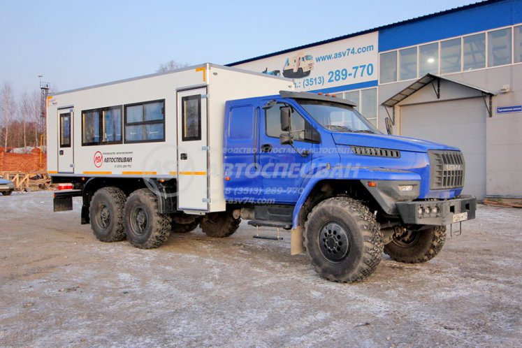 Вахтовый автобус Урал NEXT 4320-6952-72 (Е5) Г38 спальное место, 20 мест 0