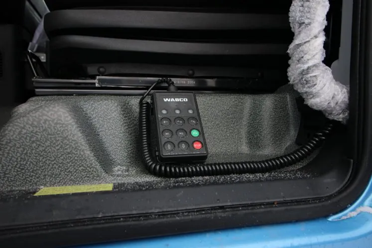 Седельный тягач SITRAK C7H 4×2 ZZ4186V361HE (ZZ4186V391HE) МКПП 3