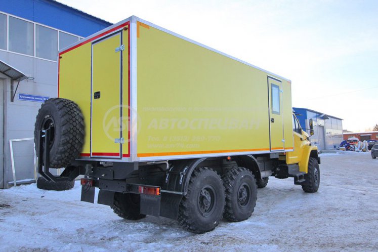 Транспортно-бытовой автомобиль ТБМ Урал NEXT 4320-6952-72(Е5)(2 отсека) 2