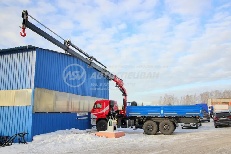 Бортовой КАМАЗ 43118-3027-50 с КМУ Sunhunk 168 3