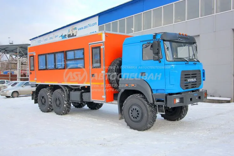 Вахтовый автобус Урал NEXT 4320-4971-80, 24 места 0