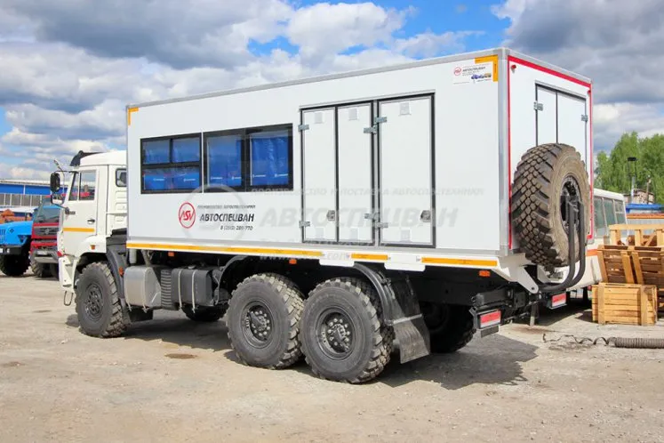 Вахтовый автобус КАМАЗ 43118-3027-50, 12 мест с генератором в грузовом отсеке 2