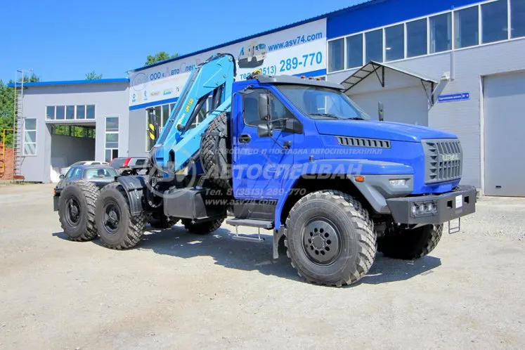 Седельный тягач Урал 4320 NEXT с КМУ ИМ-150 0
