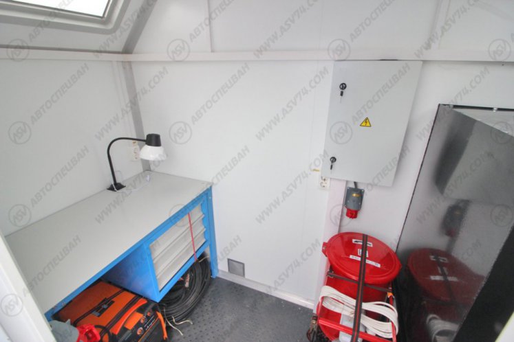 Агрегат для ремонта и обслуживания качалок АРОК КамАЗ 43118-3027-50 с КМУ ИМ-150 12