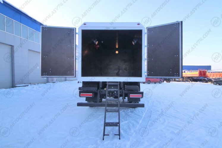 Автомобиль для взрывчатых веществ КамАЗ 43118-3027-50 6
