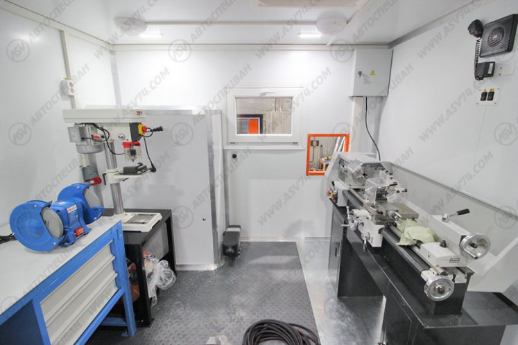 Передвижная мастерская ПАРМ КамАЗ 43118-3027-50 с токарным станком и КМУ ИМ-95 8