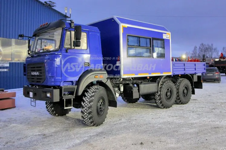 Вахтовый автобус Урал 4320-4152-81Е5, 8 мест с бортовой платформой 2