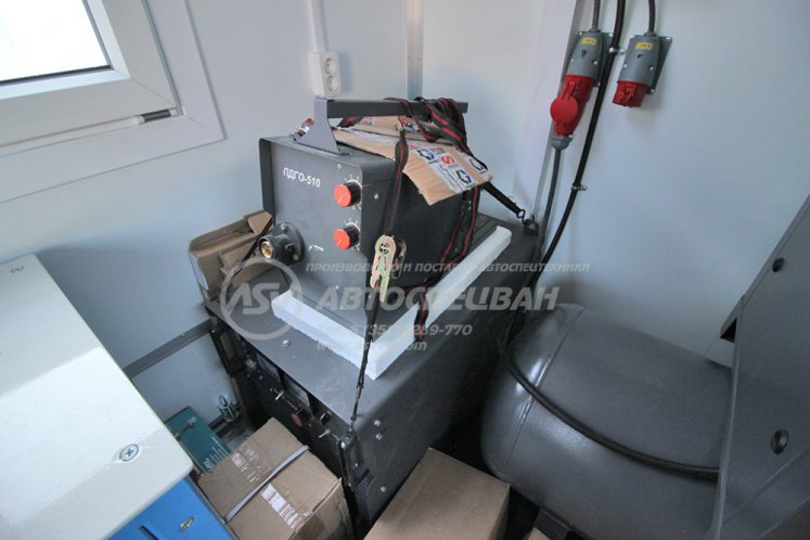 Маслостанция (без бочек) Урал 4320-4952-82 с КМУ ИМ-150 9