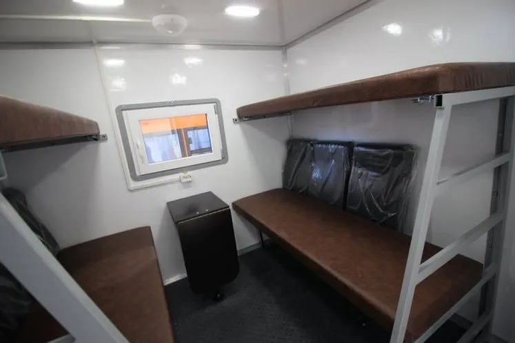 Агрегат ремонтно-сварочный (АРС) КамАЗ 43118-3027-50 9