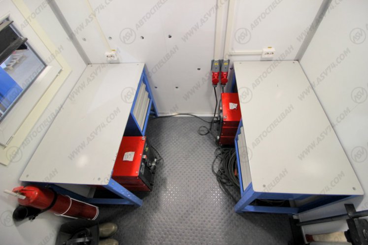 Передвижная мастерская ПАРМ КамАЗ 43118-3027-50 с КМУ ИМ-50 12