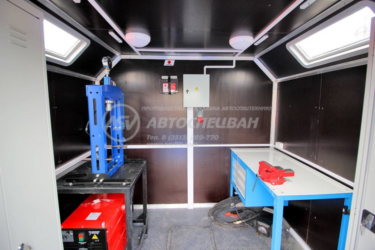 ПАРМ КамАЗ 43118-3027-50 с КМУ ИМ-25 5