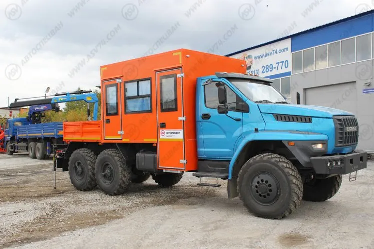 Вахтовый автобус с КМУ Урал 4320-6952-72 NEXT, 12 мест 3