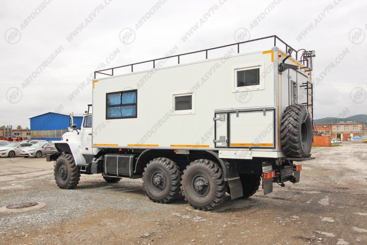 Транспортно-бытовой автомобиль ТБМ Урал 4320-1912-60Е5 3