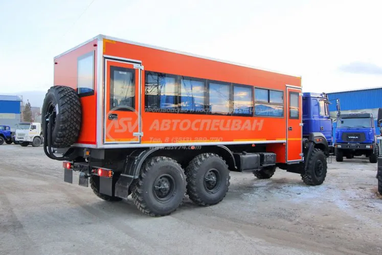 Вахтовый автобус Урал 4320-4951-80, 28 мест 1