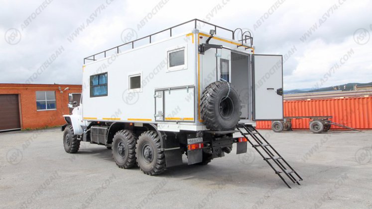 Транспортно-бытовой автомобиль ТБМ Урал 4320-1912-60Е5 5