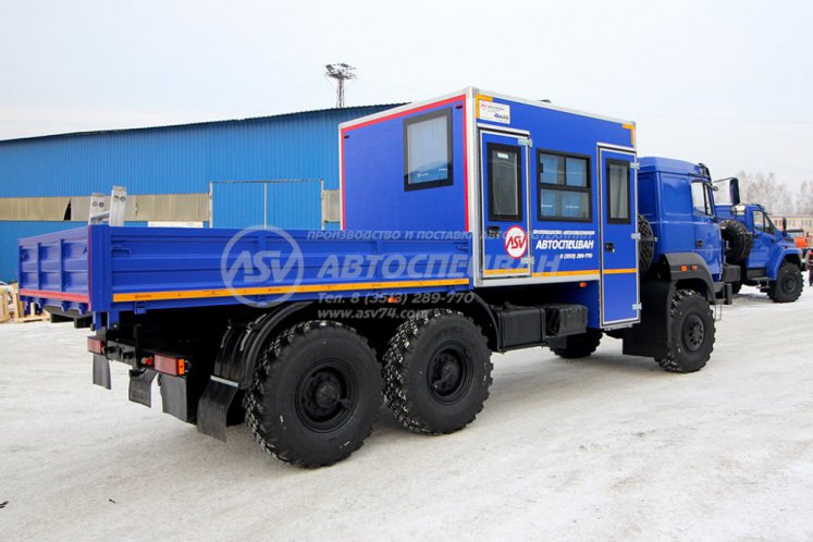 Вахтовый автобус Урал 4320-4971-80, 8 мест с грузовой платформой 1