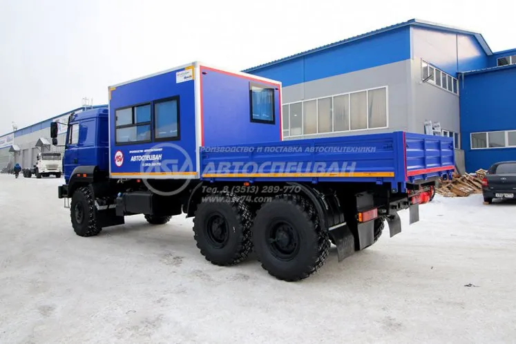 Вахтовый автобус Урал 4320-4971-80, 8 мест с грузовой платформой 2