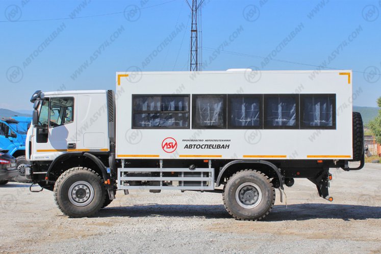 Вахтовый автобус Iveco Cargo MLL150E28WS со спальником, 22 места 4
