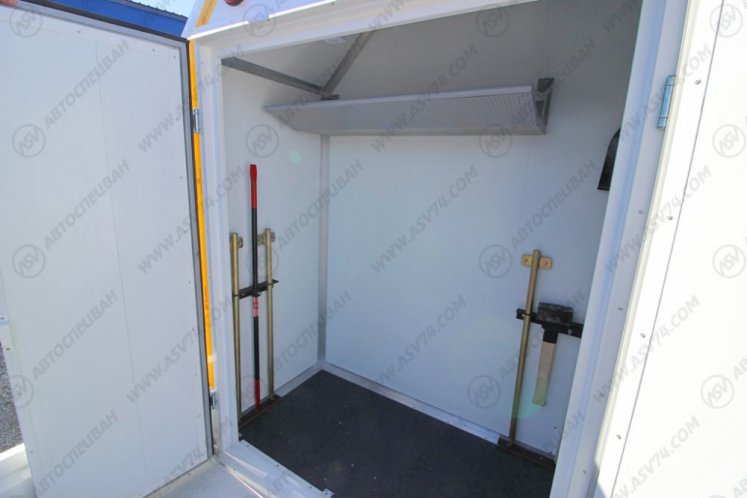 Агрегат для ремонта и обслуживания качалок АРОК КАМАЗ 43118-3027-50 с бортовой платформой и КМУ ИМ-95 9