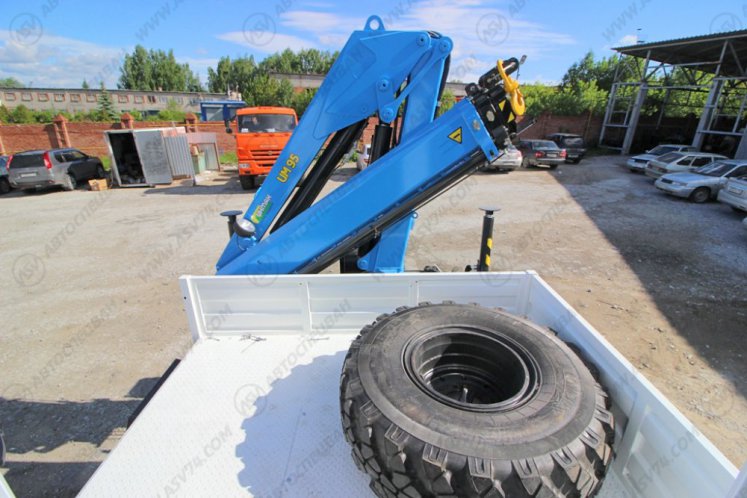 Агрегат для ремонта и обслуживания качалок АРОК КАМАЗ 43118-3027-50 с бортовой платформой и КМУ ИМ-95 10