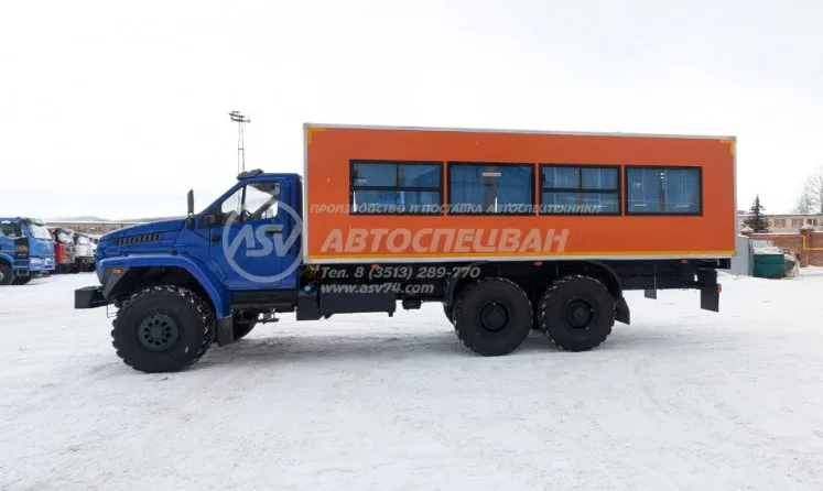 Вахтовый автобус Урал NEXT 4320-6952-72 (Е5), 28 мест 8