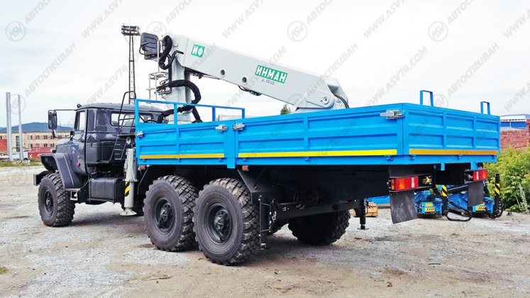 Бортовой автомобиль Урал 4320 (капотный) с КМУ ИФ-300 2