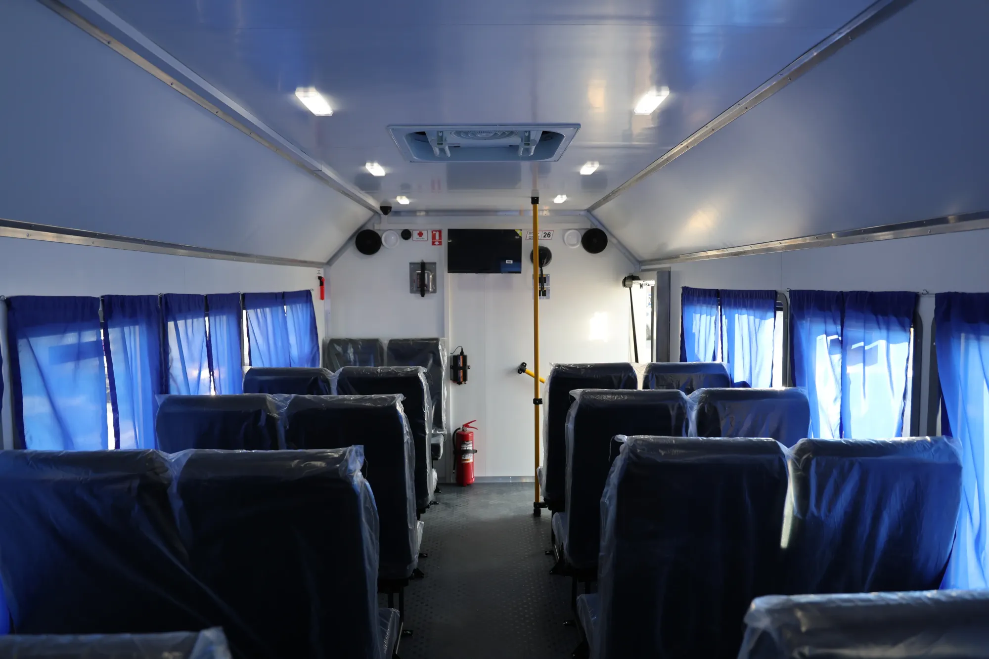 Вахтовый автобус на газовом шасси Урал 4320-18, 26 мест 5